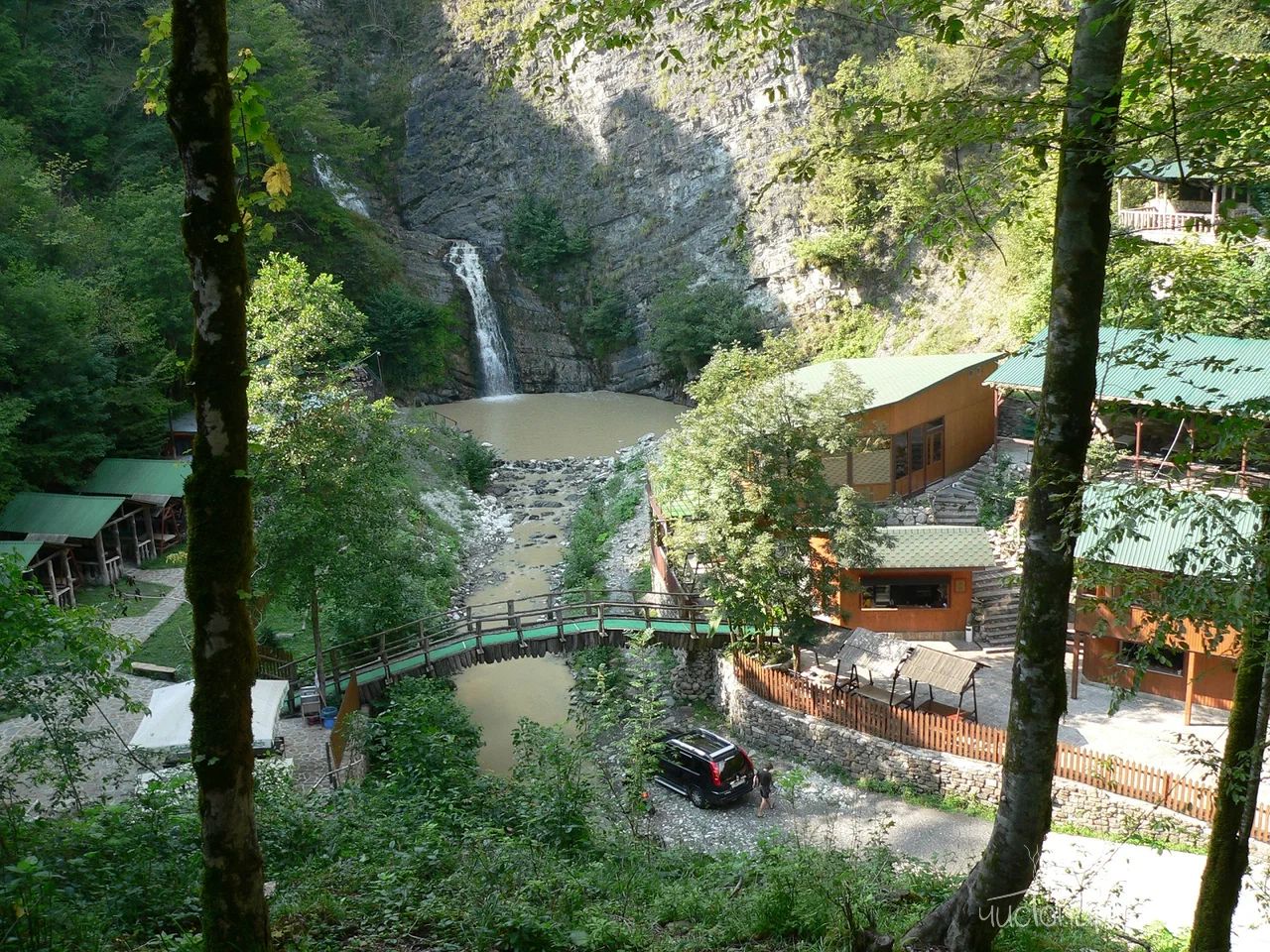 Змейковские водопады Сочи кафе